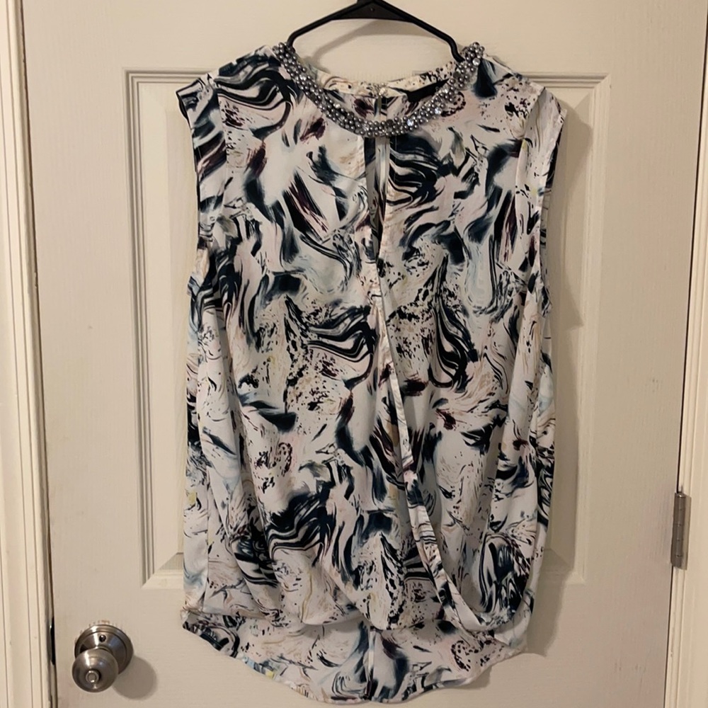 Women’s fashion top